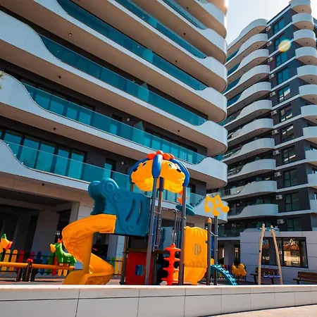 Sunset Light In Odyssey Pool & *