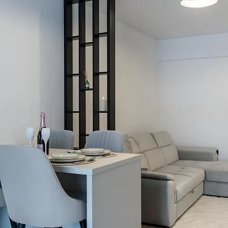 Sunset Light In Odyssey Pool & Apartament *