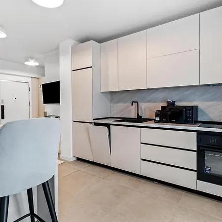 Sunset Light In Odyssey Pool & Apartament